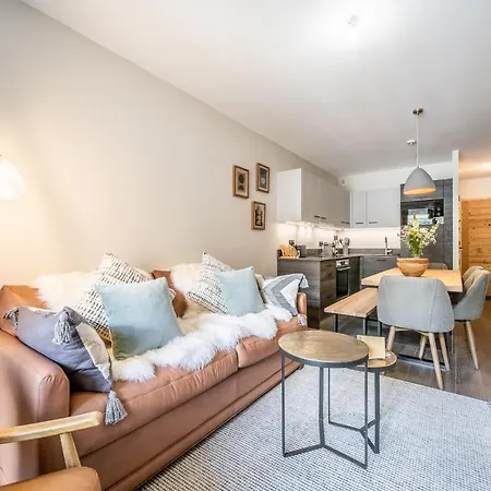 Kotibe - By Emerald Chamonix