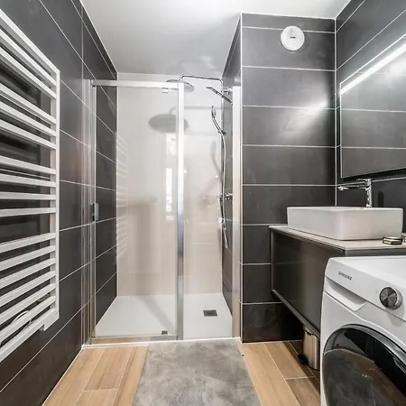 Kotibe - By Emerald Chamonix