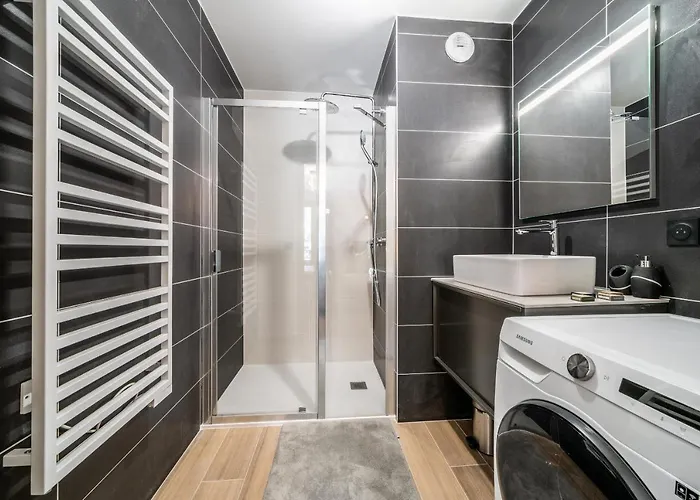 Kotibe - By Emerald Chamonix