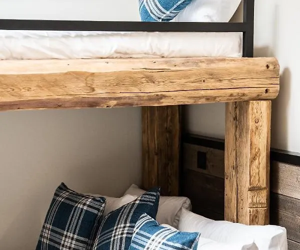 Kotibe - By Emerald * Chamonix